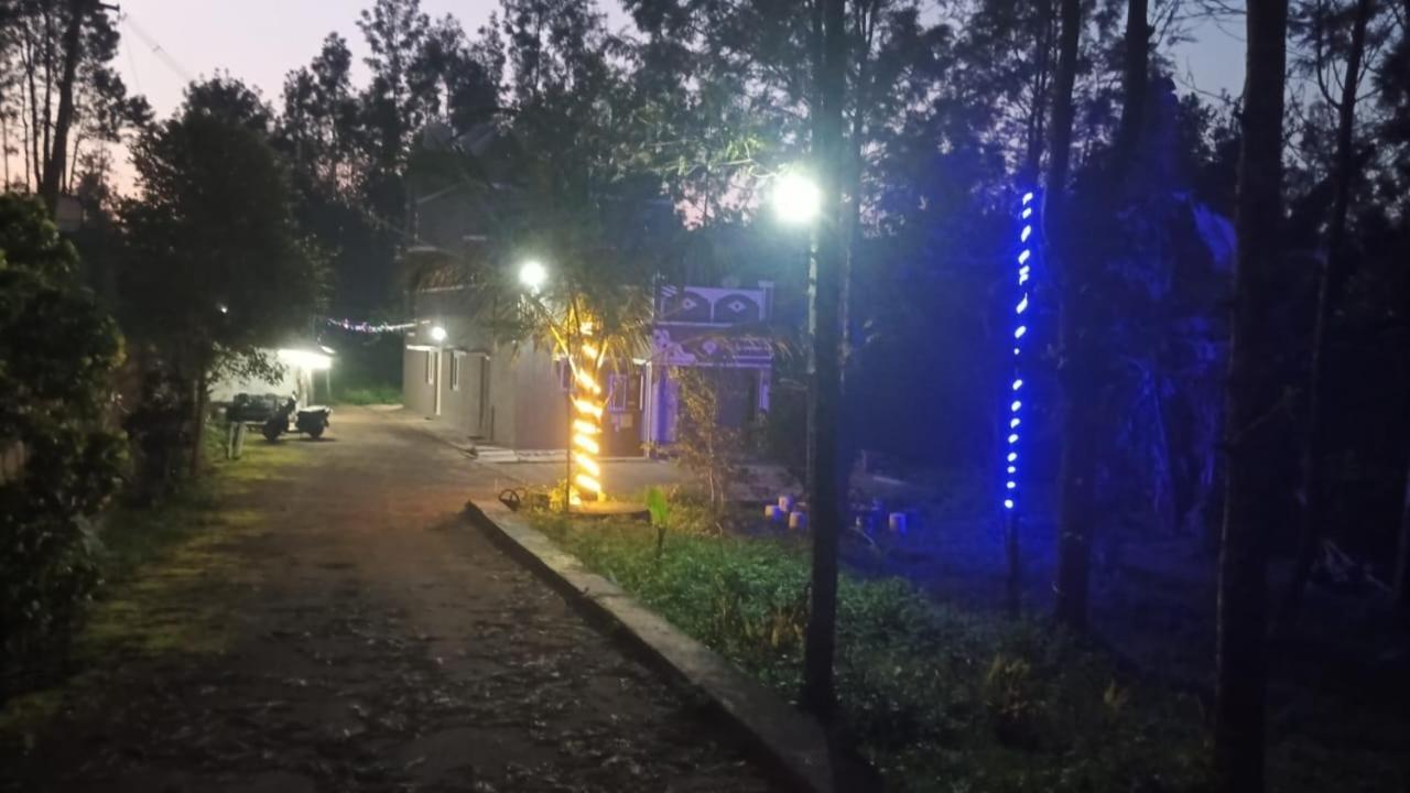 קולי הילס Bns Village Resort מראה חיצוני תמונה